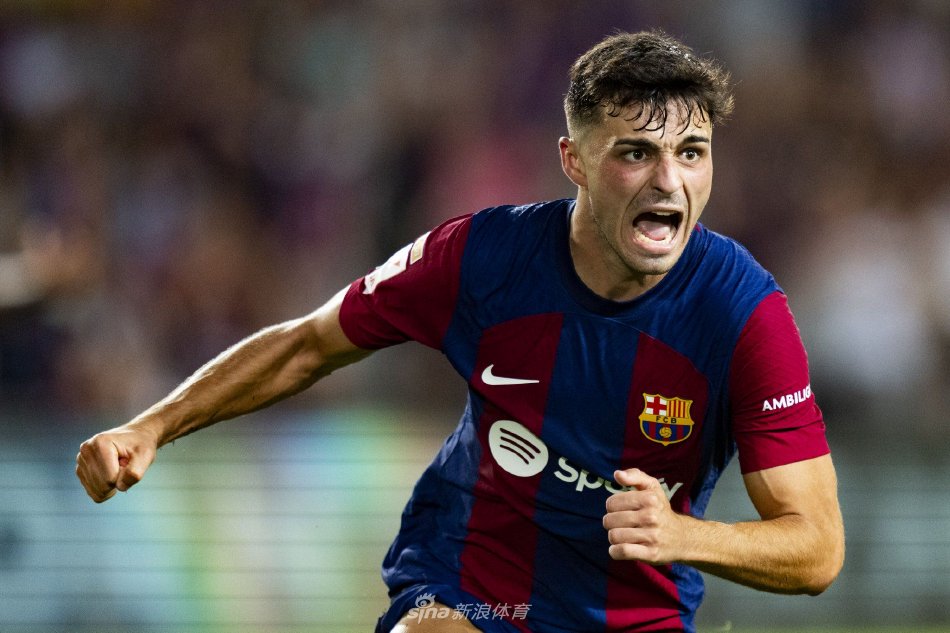 都牵动着球 都牵动着球