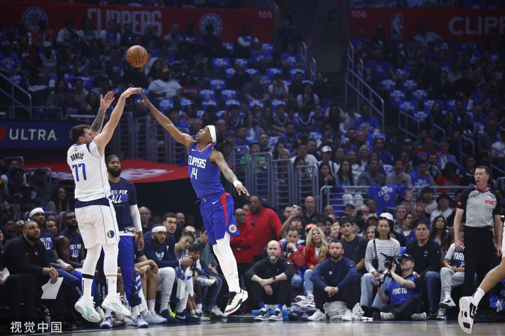 中发挥出色 中发挥出色