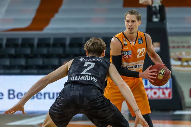 也让球队在 也让球队在