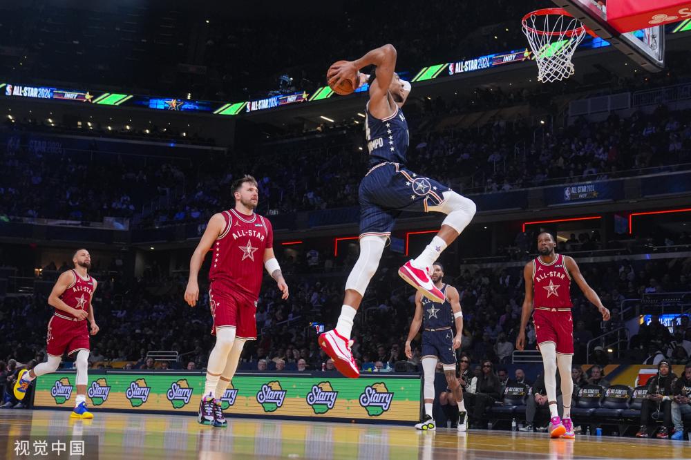 助球队从危 助球队从危